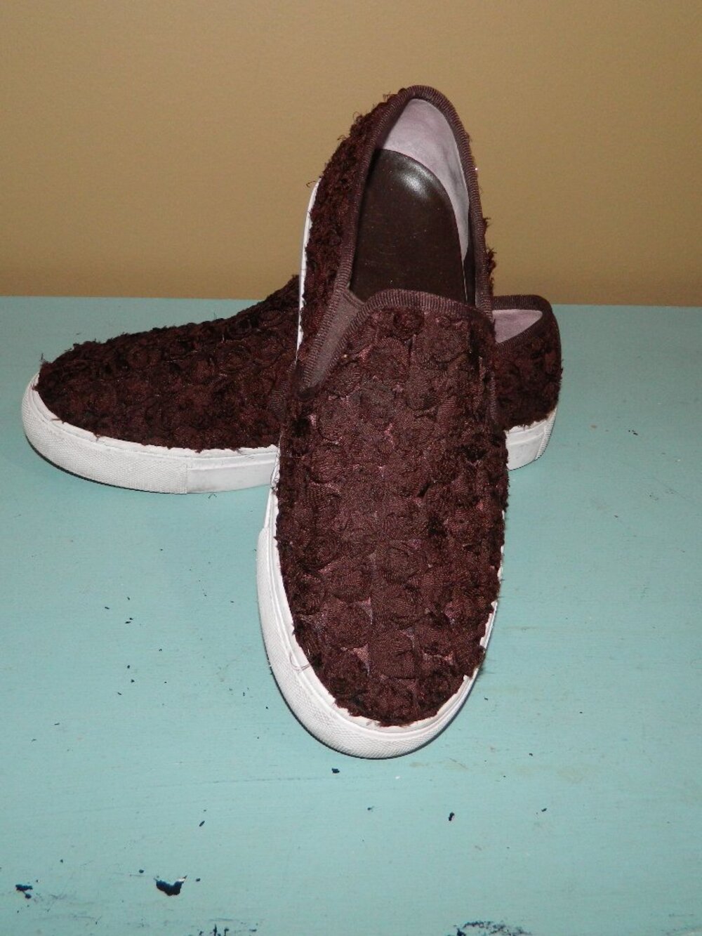 Tory Burch Rosette Slip On Sneakers Burgandy Sz 8M